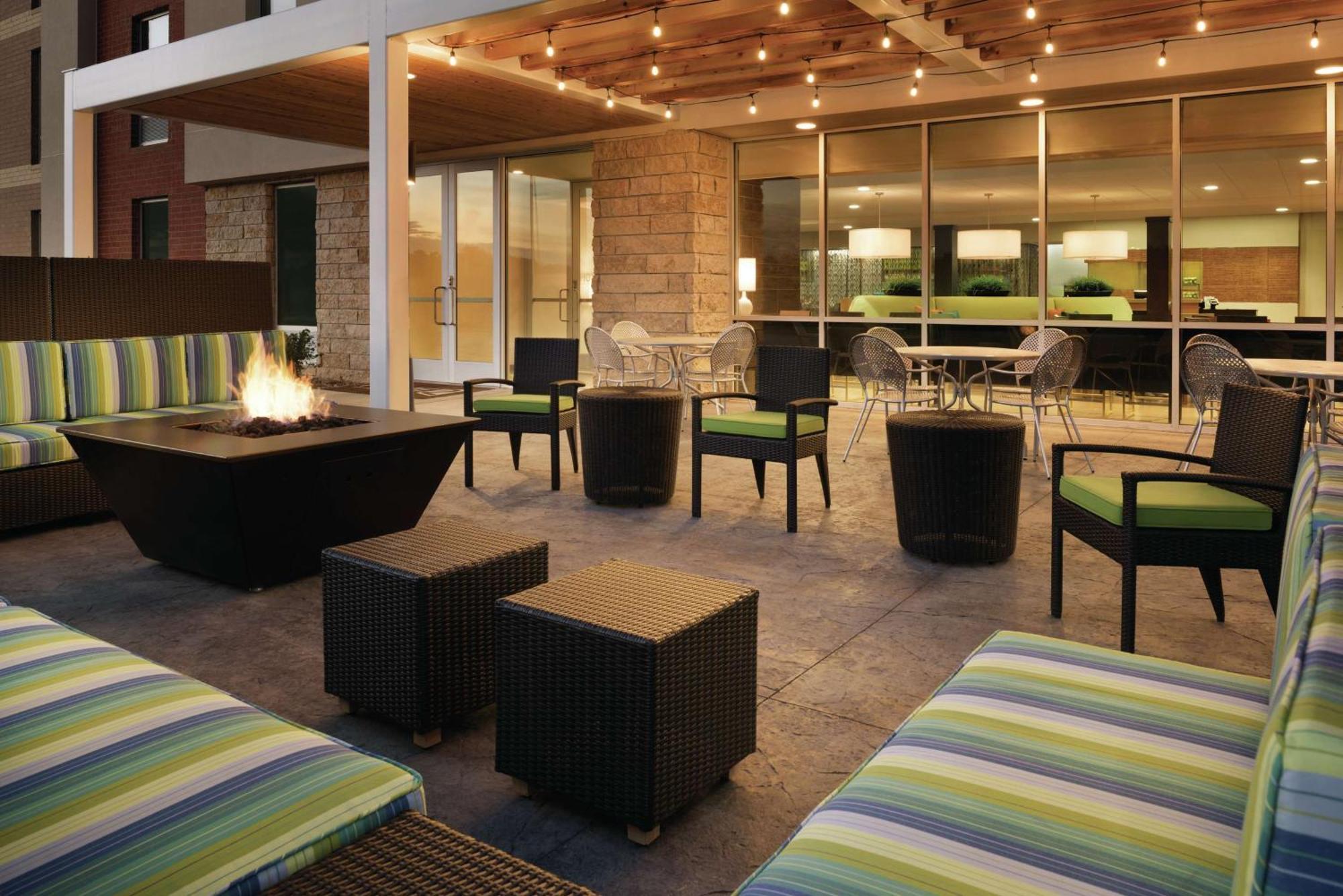 Home2 Suites By Hilton Iowa City Coralville Eksteriør bilde