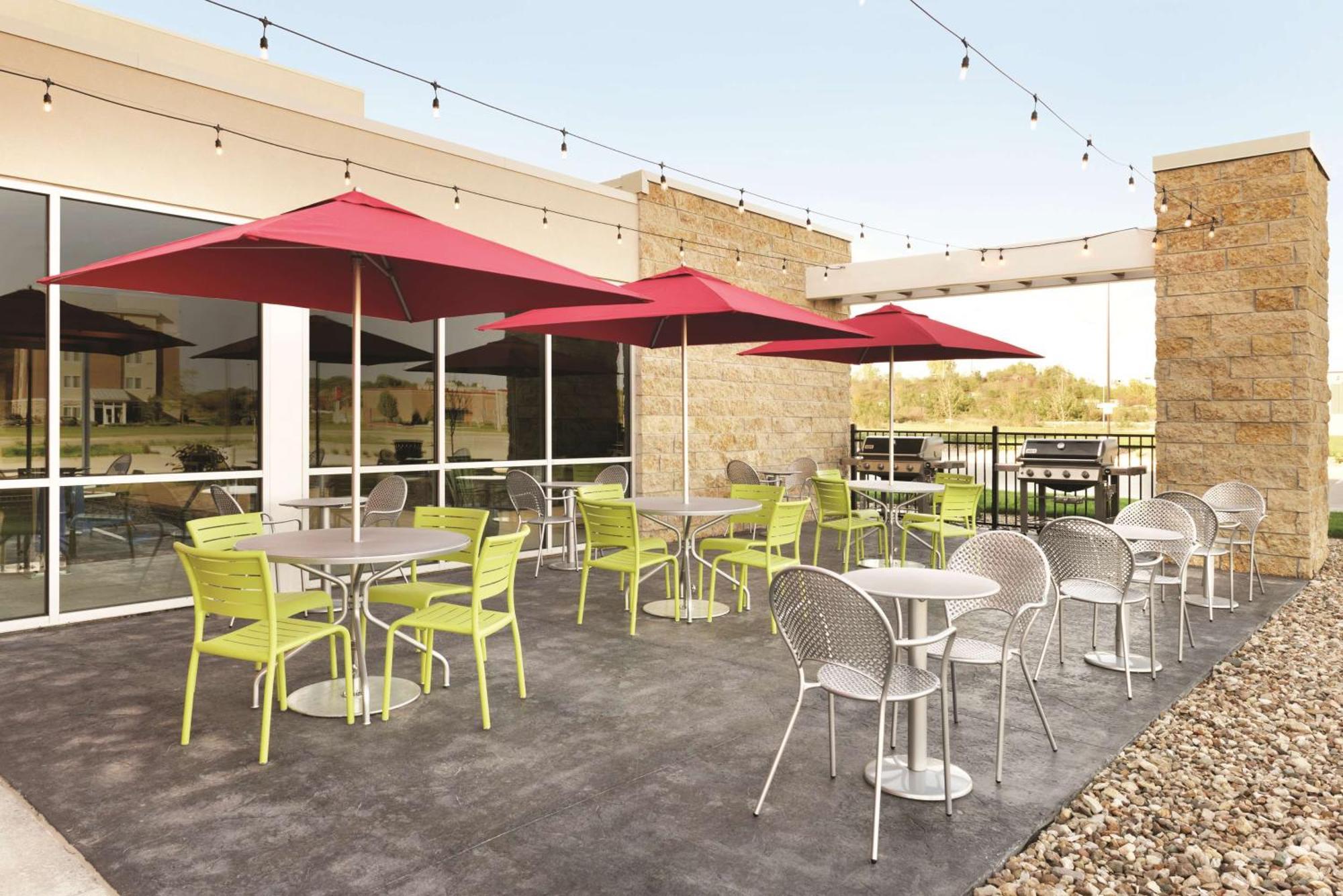 Home2 Suites By Hilton Iowa City Coralville Eksteriør bilde