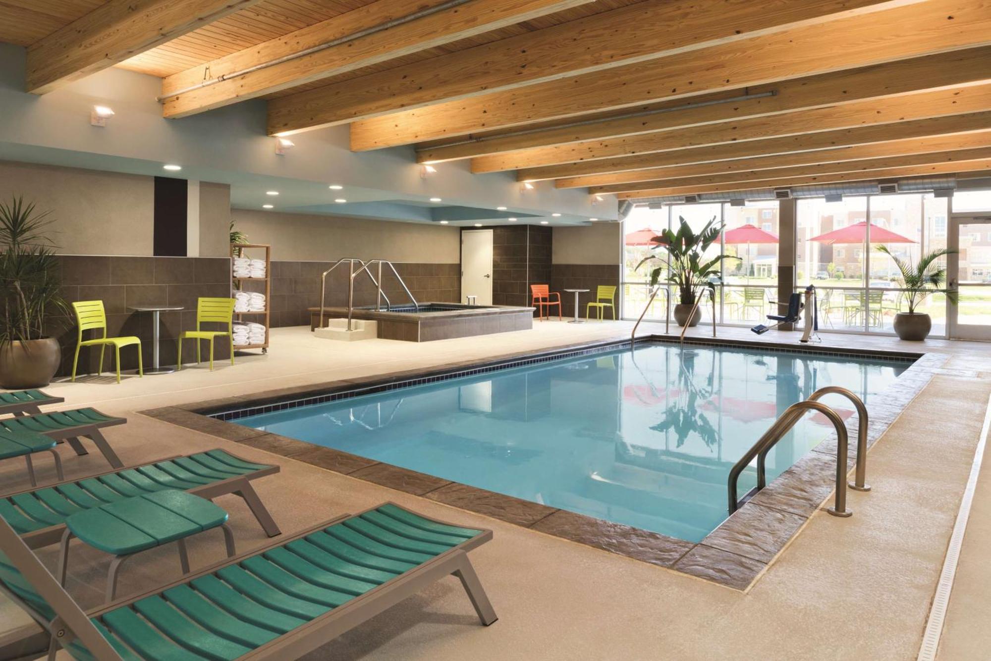 Home2 Suites By Hilton Iowa City Coralville Eksteriør bilde